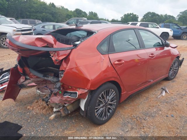 Photo 3 VIN: 3KPF54AD2PE663091 - KIA FORTE 