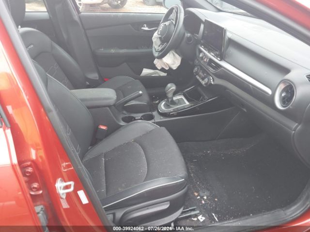 Photo 4 VIN: 3KPF54AD2PE663091 - KIA FORTE 