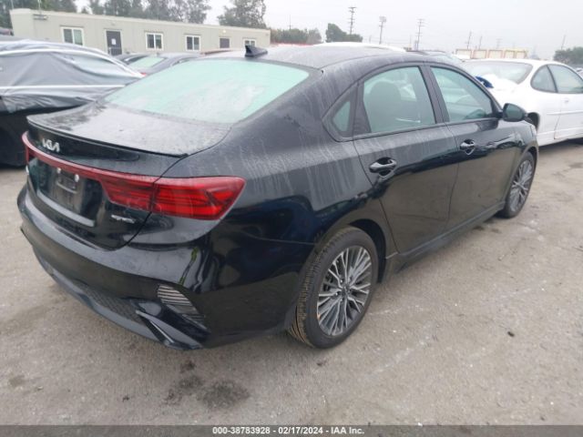 Photo 3 VIN: 3KPF54AD2PE663415 - KIA FORTE 