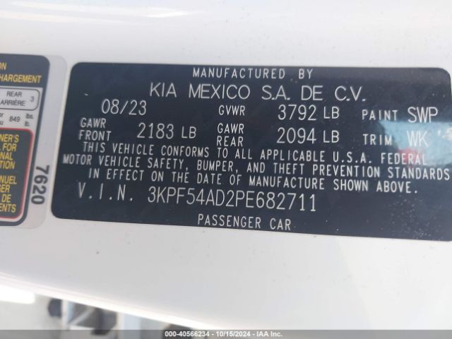Photo 8 VIN: 3KPF54AD2PE682711 - KIA FORTE 