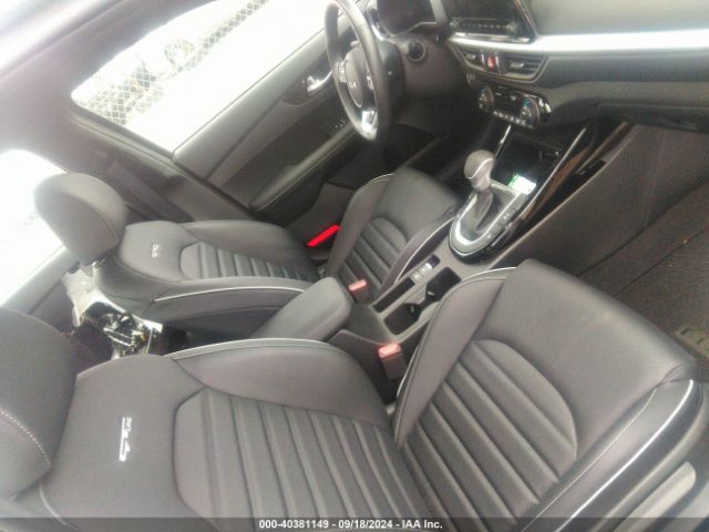 Photo 4 VIN: 3KPF54AD2RE748564 - KIA FORTE 