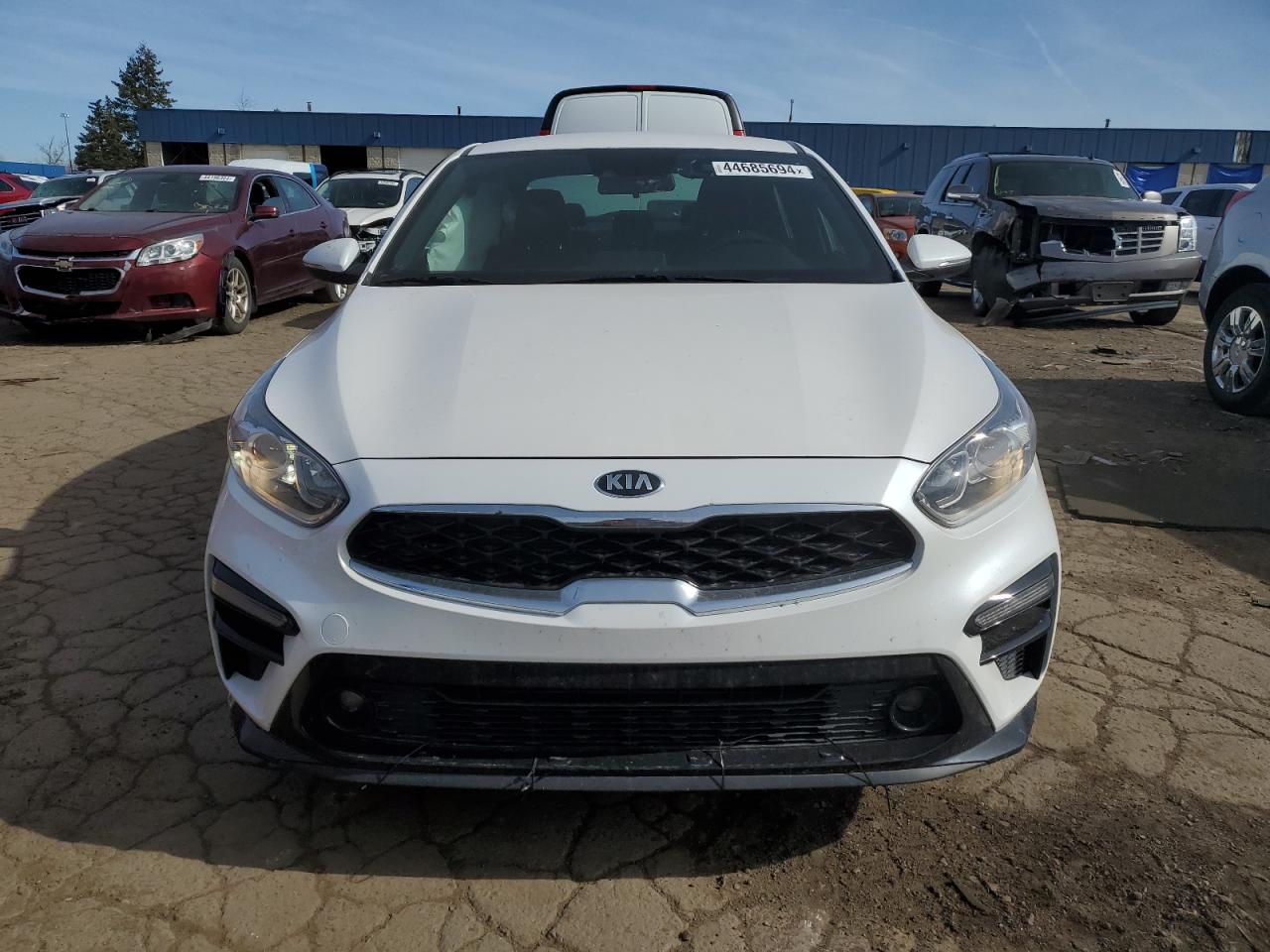 Photo 4 VIN: 3KPF54AD3KE033511 - KIA FORTE 