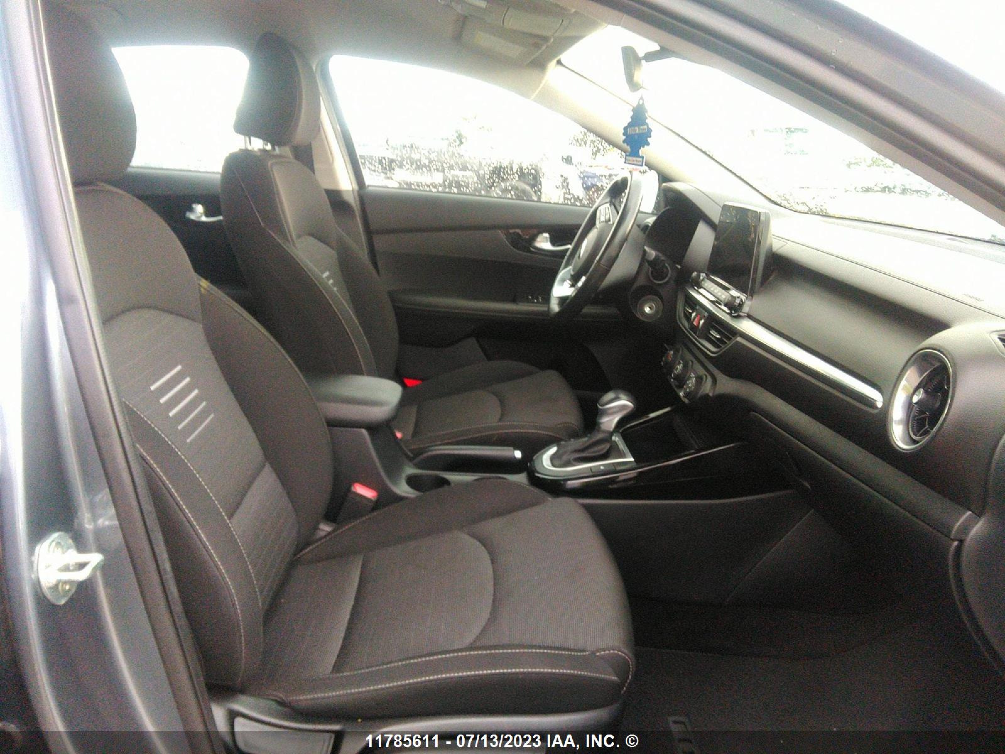 Photo 4 VIN: 3KPF54AD3LE180588 - KIA FORTE 