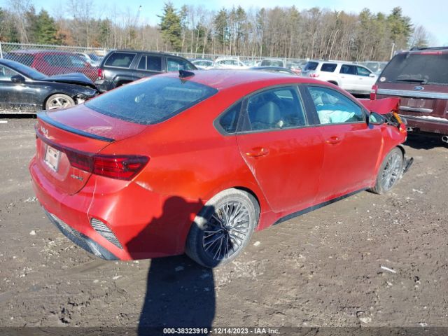 Photo 3 VIN: 3KPF54AD3NE499167 - KIA FORTE 