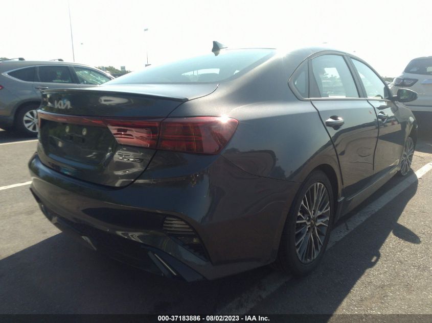 Photo 3 VIN: 3KPF54AD3PE576204 - KIA FORTE 