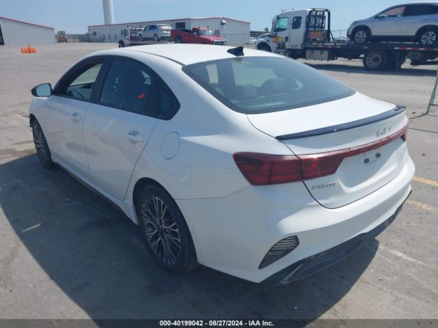 Photo 2 VIN: 3KPF54AD3PE652133 - KIA FORTE 