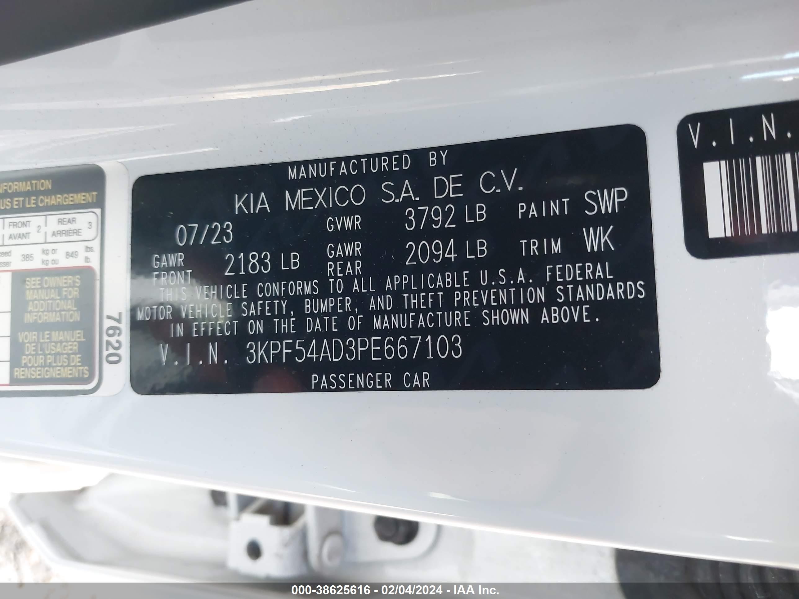 Photo 8 VIN: 3KPF54AD3PE667103 - KIA FORTE 