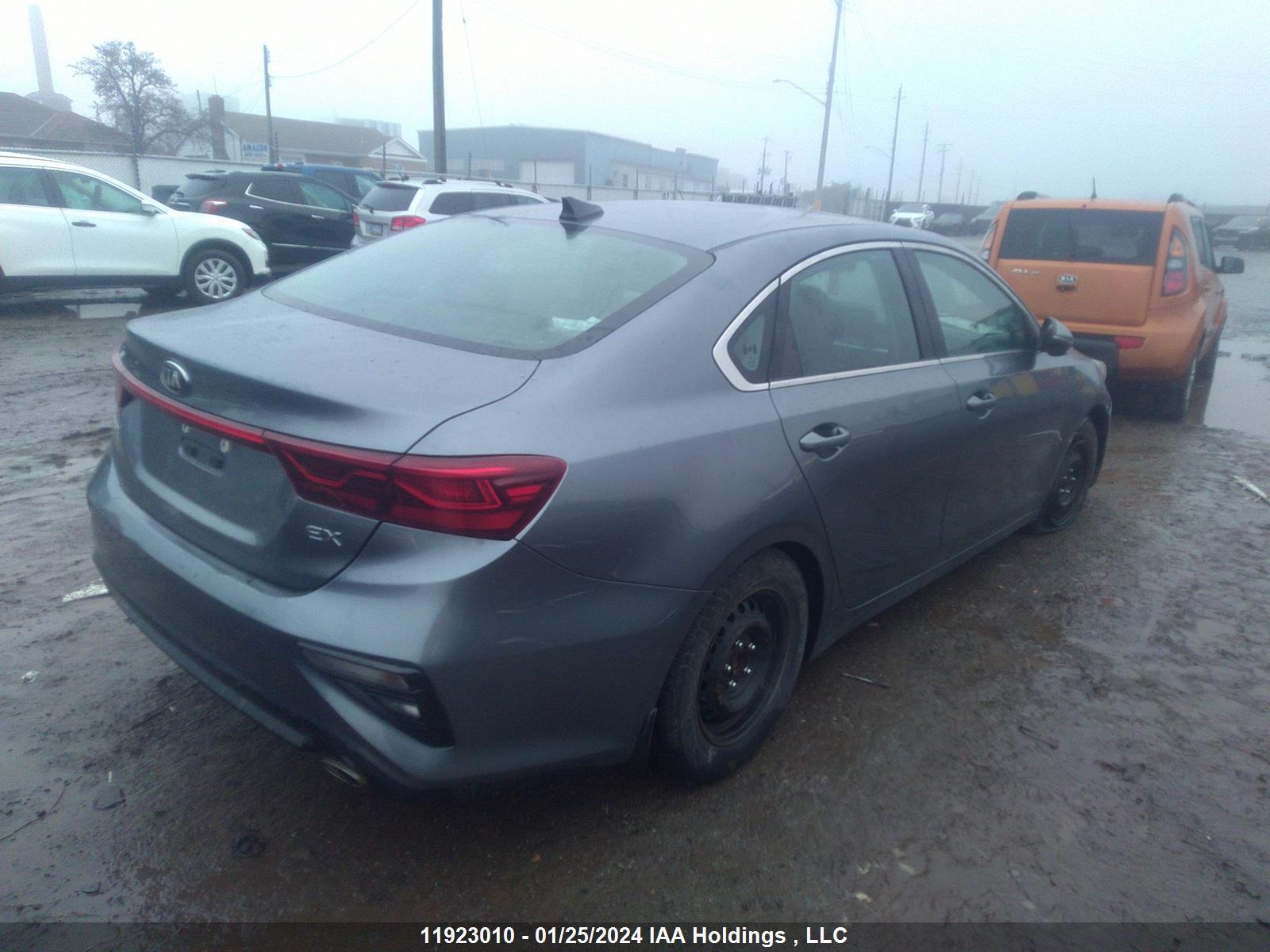 Photo 3 VIN: 3KPF54AD4LE220659 - KIA FORTE 