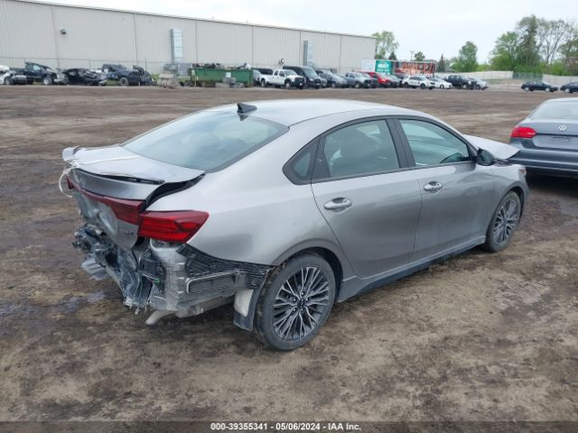 Photo 3 VIN: 3KPF54AD4PE527352 - KIA FORTE 