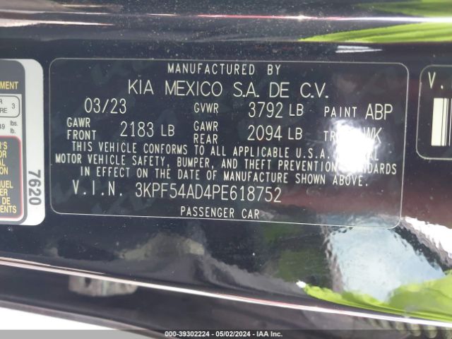 Photo 8 VIN: 3KPF54AD4PE618752 - KIA FORTE 