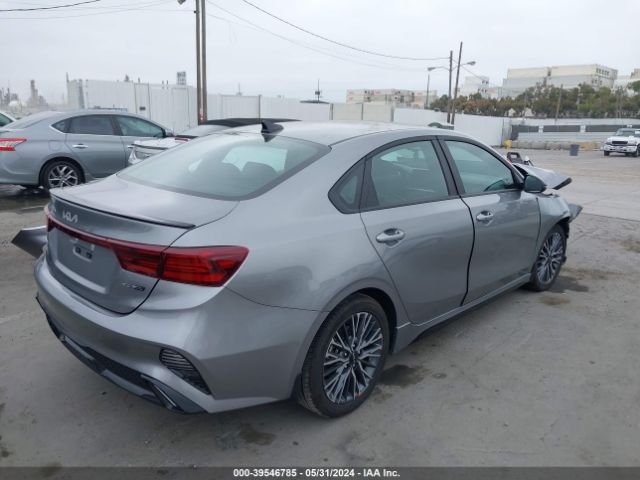 Photo 3 VIN: 3KPF54AD4RE715887 - KIA FORTE 