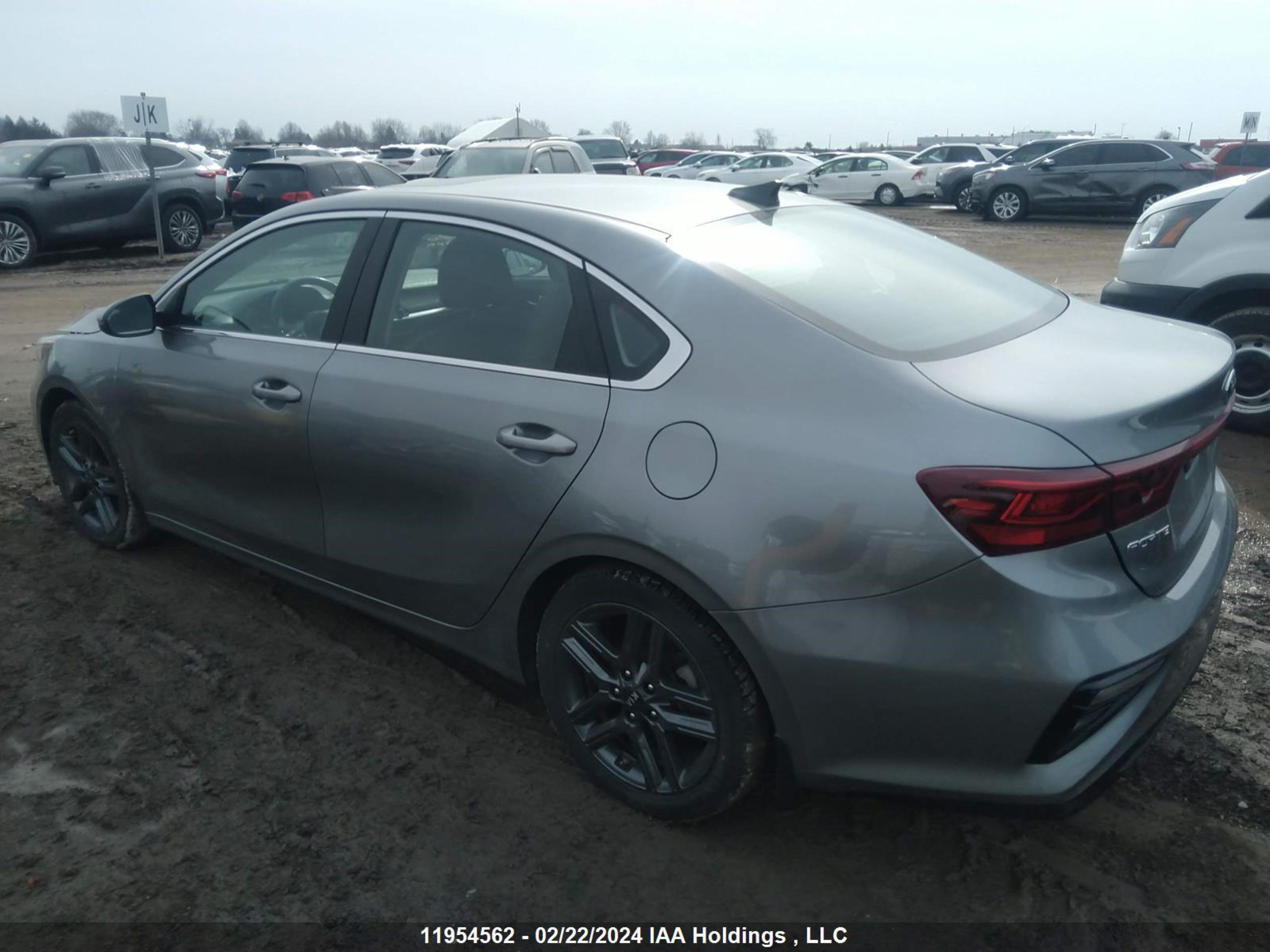 Photo 2 VIN: 3KPF54AD5ME384164 - KIA FORTE 