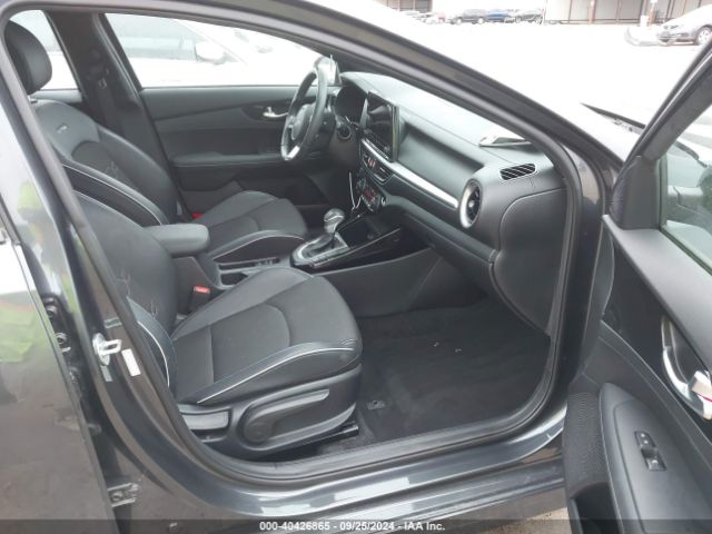 Photo 4 VIN: 3KPF54AD5NE468664 - KIA FORTE 