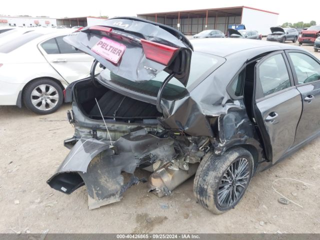 Photo 5 VIN: 3KPF54AD5NE468664 - KIA FORTE 