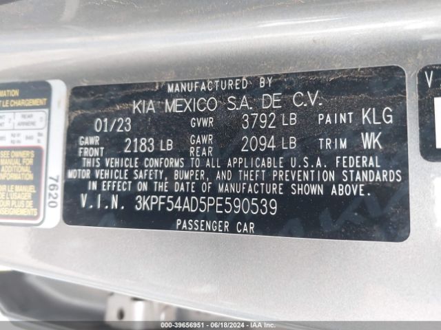 Photo 8 VIN: 3KPF54AD5PE590539 - KIA FORTE 