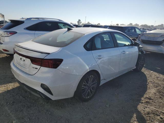 Photo 2 VIN: 3KPF54AD5PE615441 - KIA FORTE 