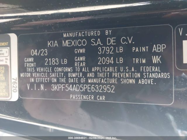 Photo 8 VIN: 3KPF54AD5PE632952 - KIA FORTE 