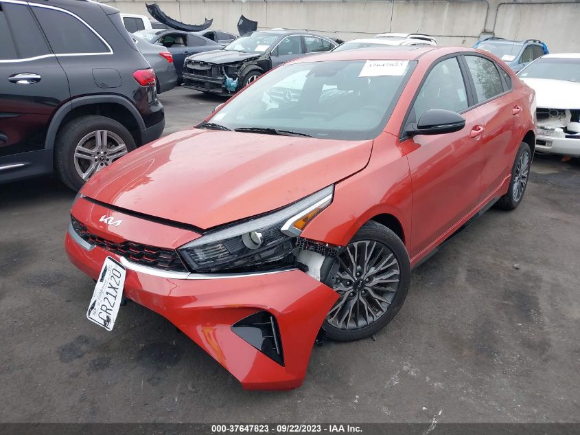 Photo 1 VIN: 3KPF54AD5PE640663 - KIA FORTE 