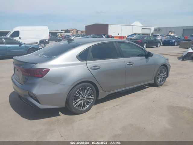 Photo 3 VIN: 3KPF54AD6NE439867 - KIA FORTE 