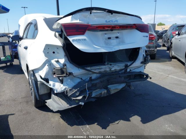 Photo 5 VIN: 3KPF54AD6NE472268 - KIA FORTE 