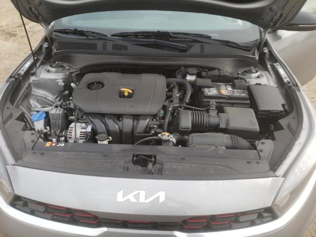 Photo 10 VIN: 3KPF54AD6NE498627 - KIA FORTE GT L 