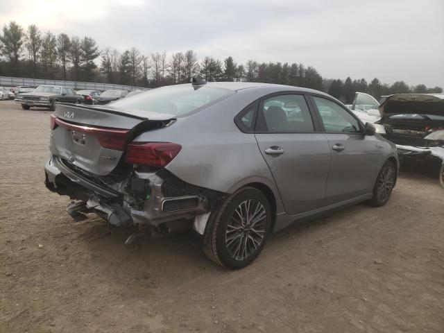 Photo 2 VIN: 3KPF54AD6NE498627 - KIA FORTE GT L 