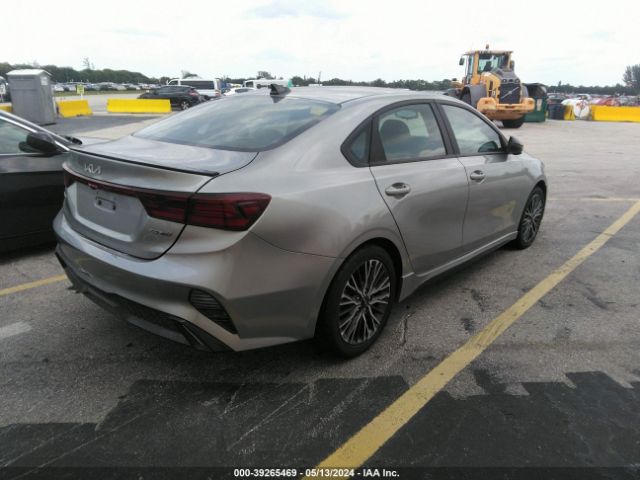 Photo 3 VIN: 3KPF54AD6PE591540 - KIA FORTE 