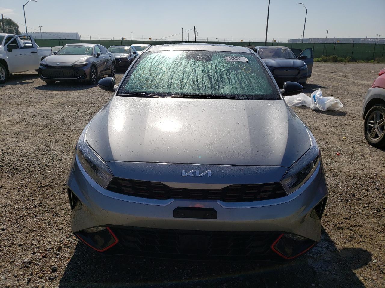 Photo 4 VIN: 3KPF54AD6PE597192 - KIA FORTE 