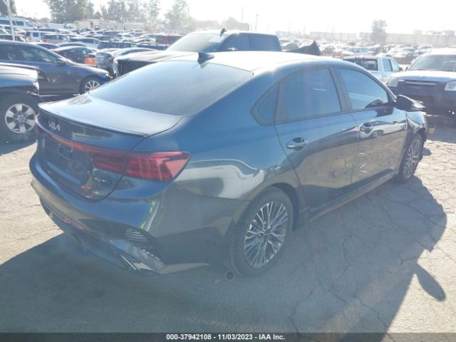 Photo 3 VIN: 3KPF54AD6PE688477 - KIA FORTE 