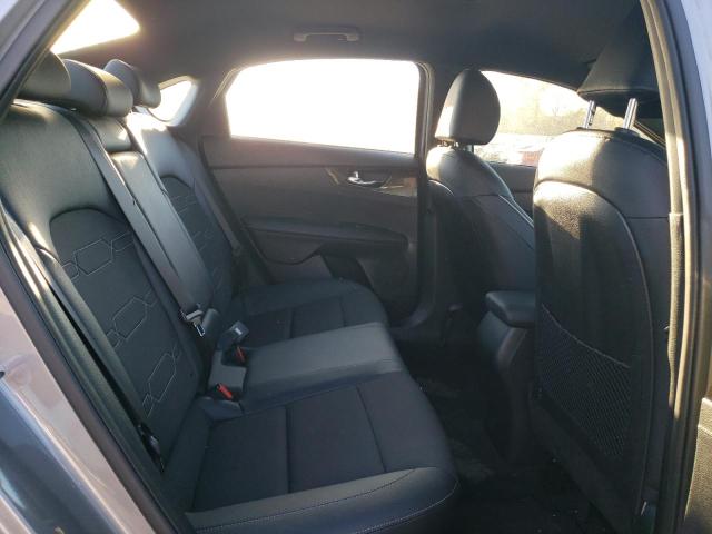 Photo 9 VIN: 3KPF54AD6RE831897 - KIA FORTE GT L 