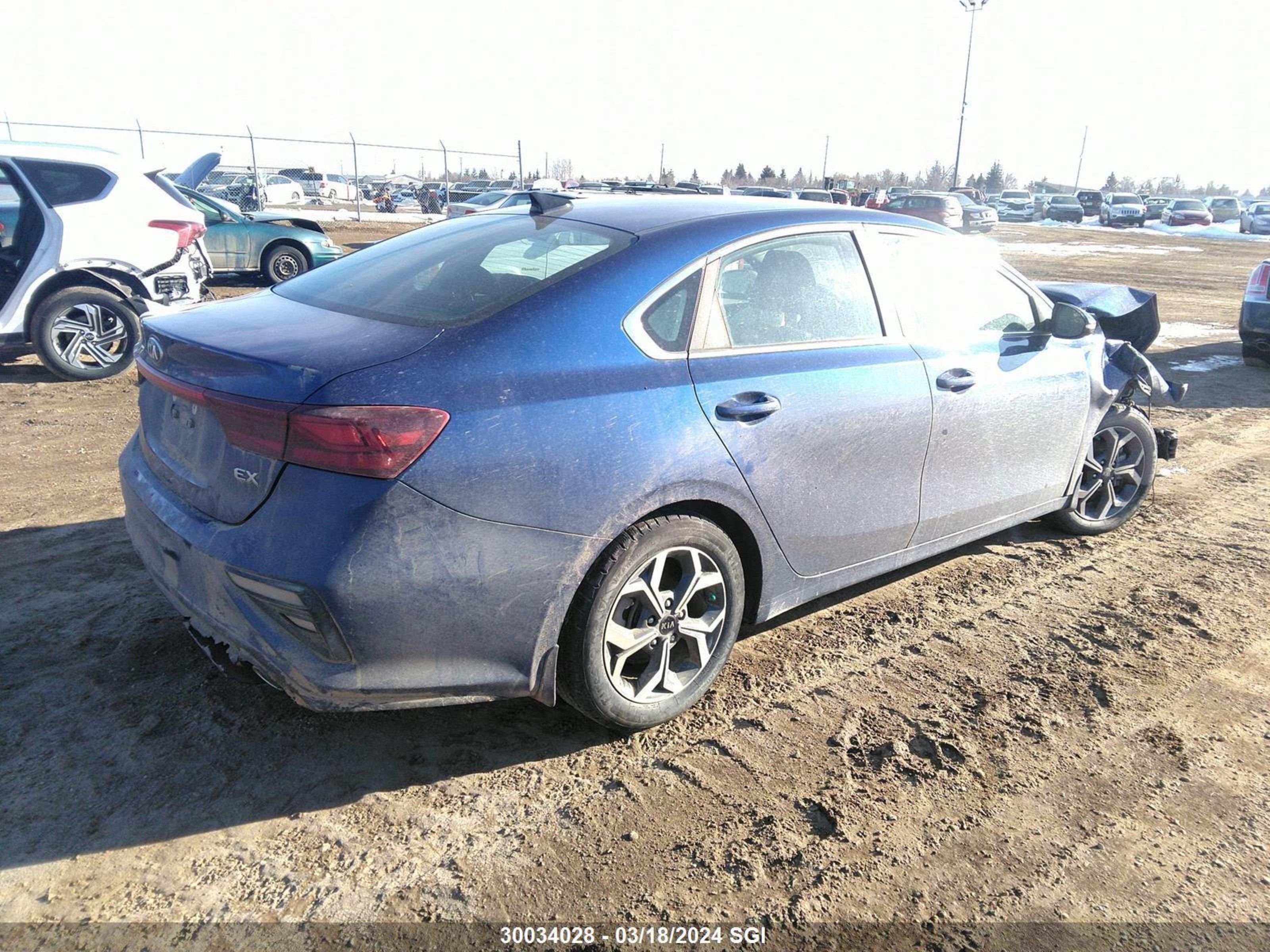 Photo 3 VIN: 3KPF54AD7LE217819 - KIA FORTE 