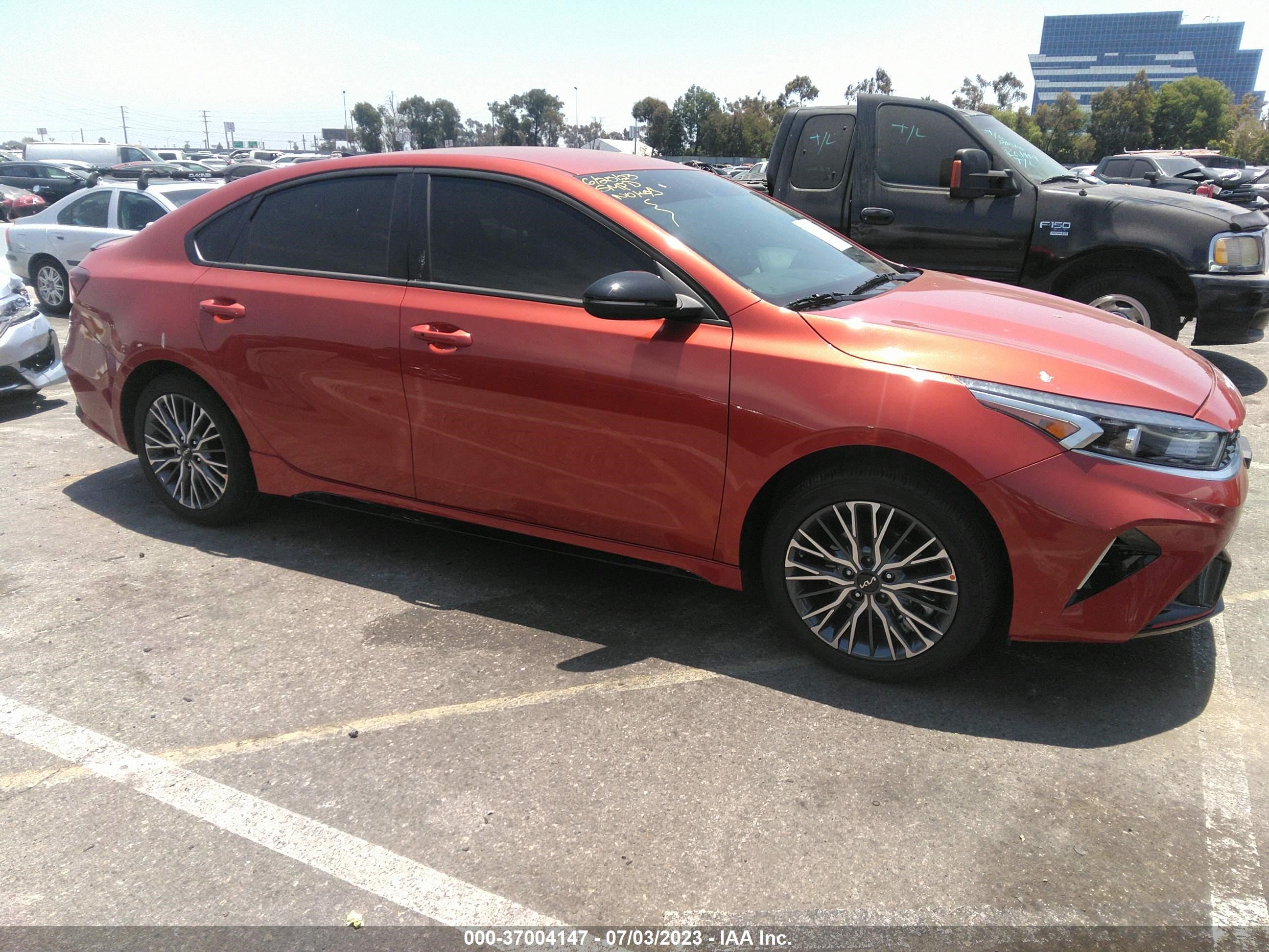 Photo 0 VIN: 3KPF54AD7PE601878 - KIA FORTE 