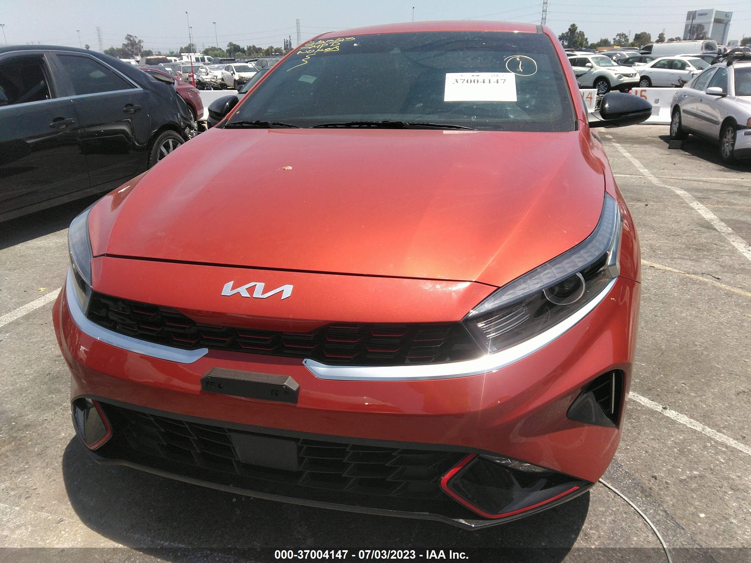 Photo 10 VIN: 3KPF54AD7PE601878 - KIA FORTE 