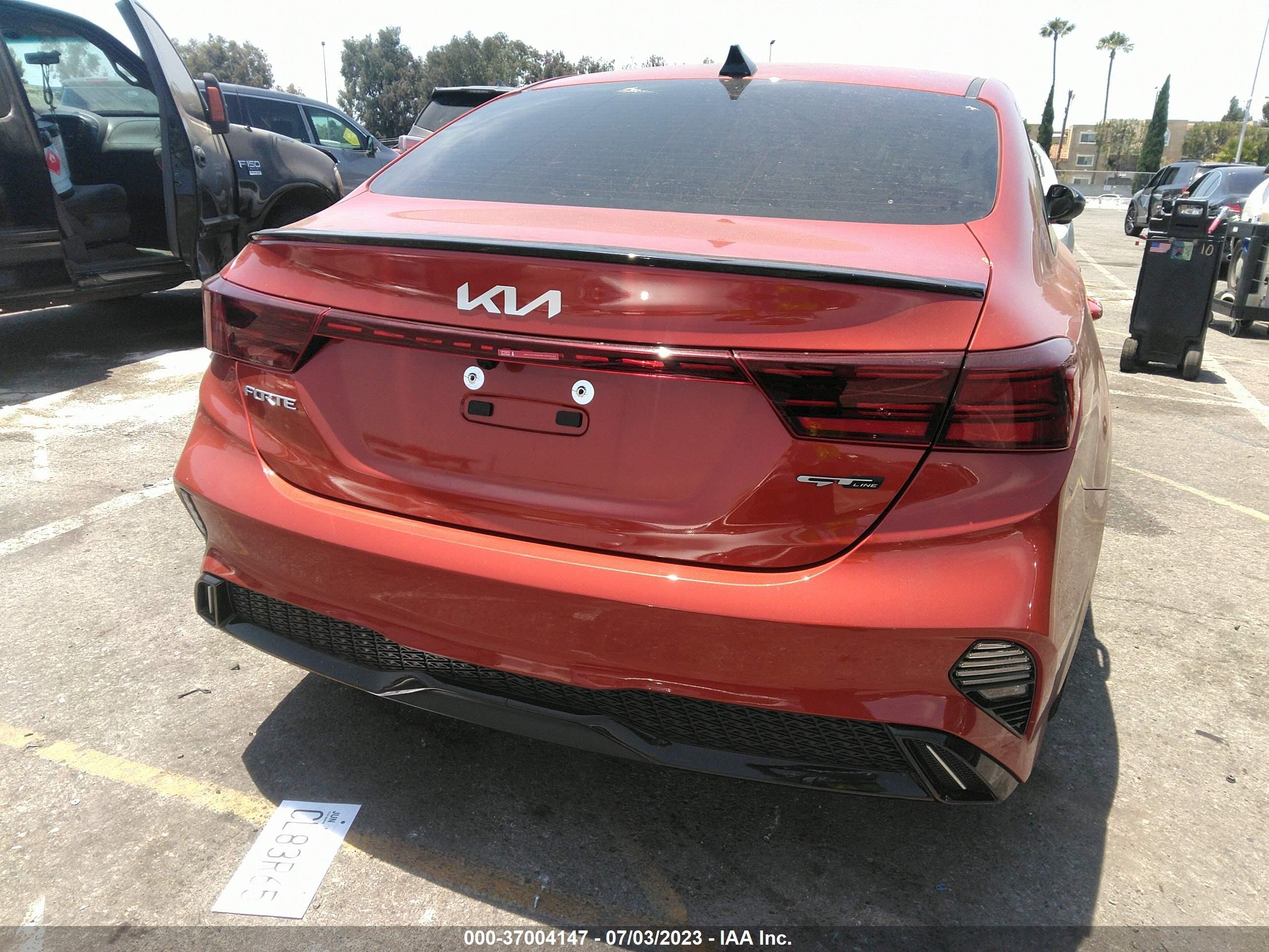 Photo 14 VIN: 3KPF54AD7PE601878 - KIA FORTE 