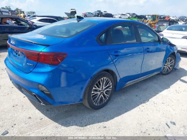 Photo 3 VIN: 3KPF54AD7PE653351 - KIA FORTE 