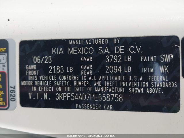 Photo 8 VIN: 3KPF54AD7PE658758 - KIA FORTE 