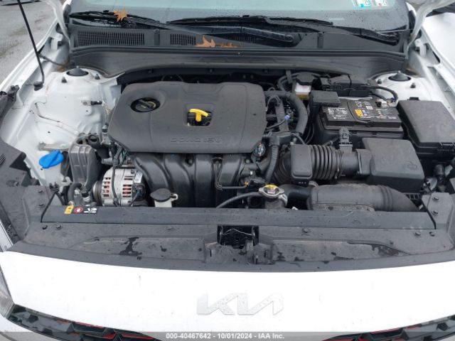 Photo 9 VIN: 3KPF54AD7RE728164 - KIA FORTE 