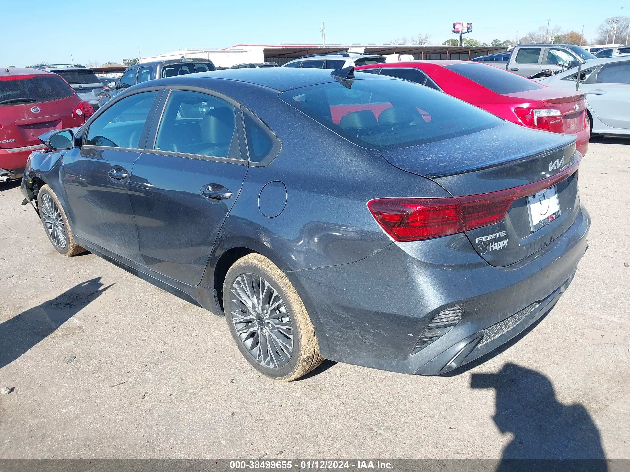 Photo 2 VIN: 3KPF54AD7RE729055 - KIA FORTE 