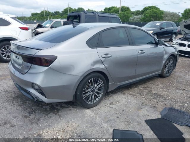 Photo 3 VIN: 3KPF54AD8PE545126 - KIA FORTE 