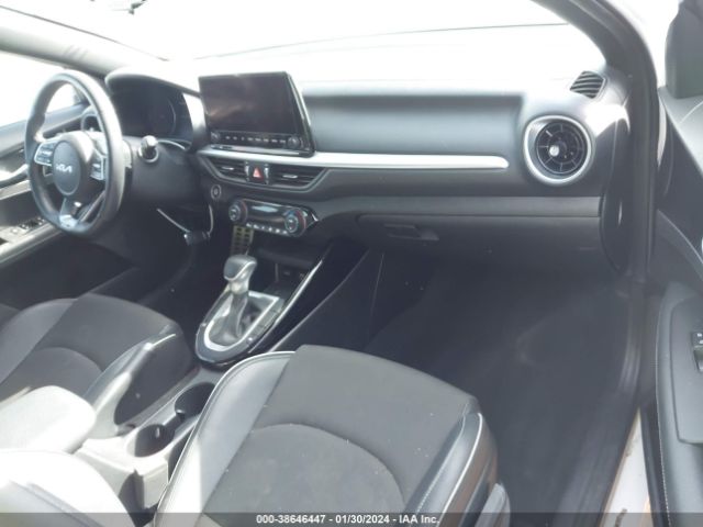 Photo 4 VIN: 3KPF54AD8PE548057 - KIA FORTE 