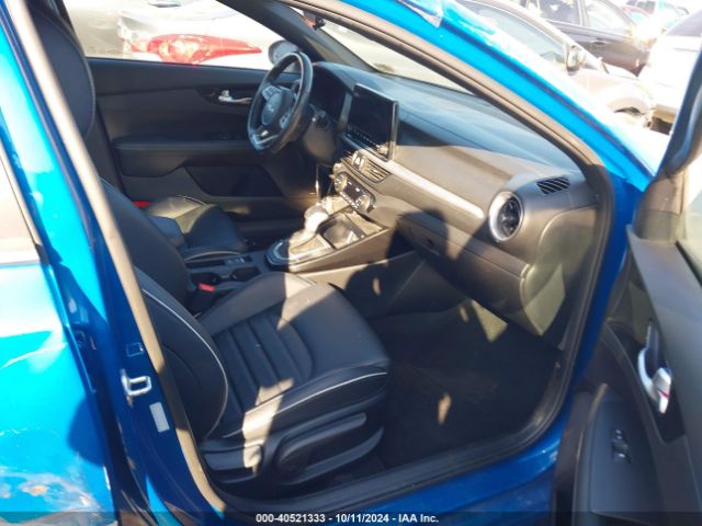 Photo 4 VIN: 3KPF54AD8PE607754 - KIA FORTE 