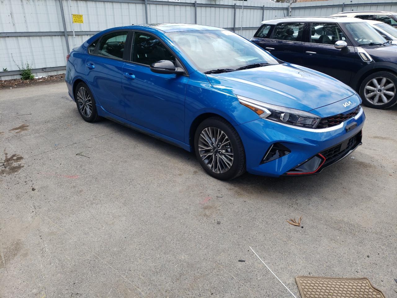 Photo 3 VIN: 3KPF54AD9PE585764 - KIA FORTE 