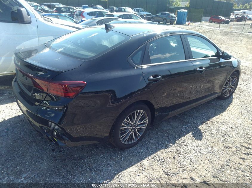 Photo 3 VIN: 3KPF54AD9PE607858 - KIA FORTE 