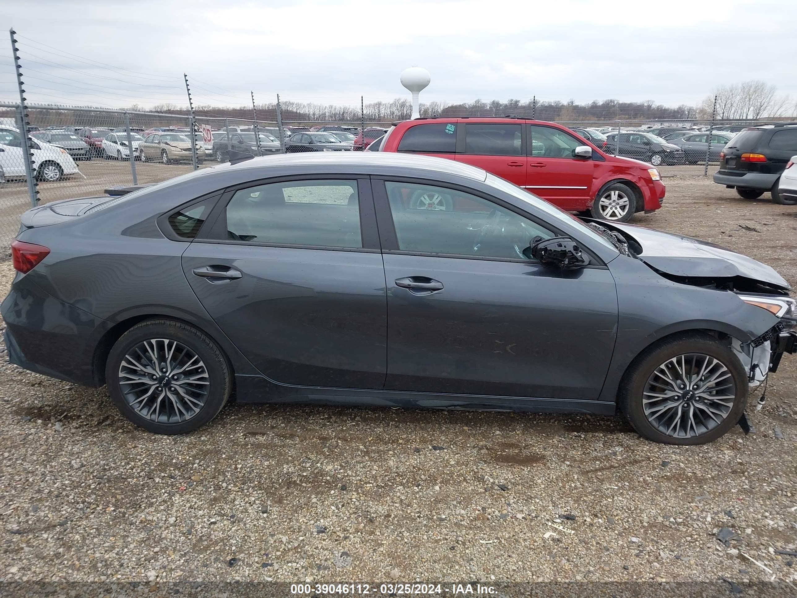 Photo 12 VIN: 3KPF54AD9PE624465 - KIA FORTE 