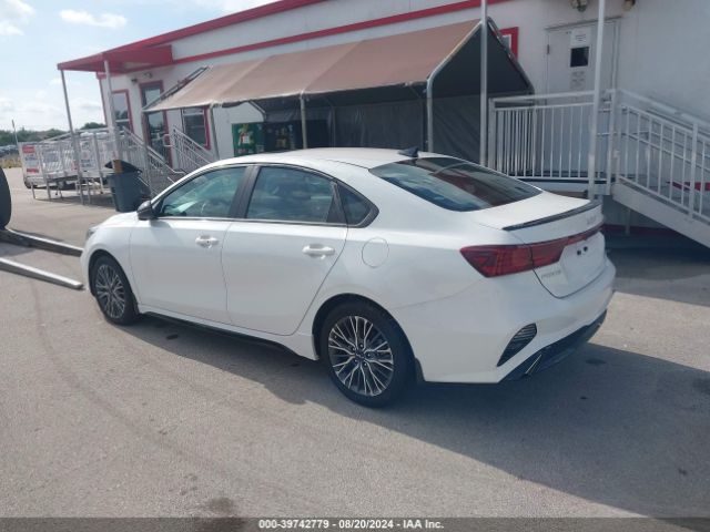 Photo 2 VIN: 3KPF54AD9PE687209 - KIA FORTE 