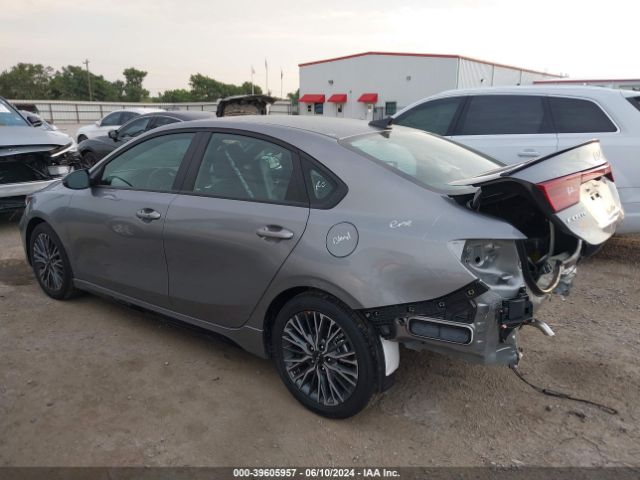 Photo 2 VIN: 3KPF54AD9RE766785 - KIA FORTE 