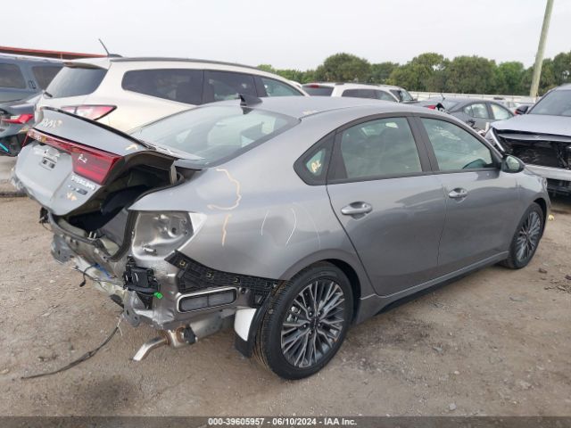 Photo 3 VIN: 3KPF54AD9RE766785 - KIA FORTE 