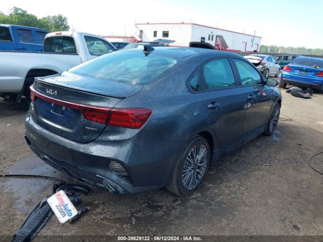 Photo 3 VIN: 3KPF54AD9RE777639 - KIA FORTE 