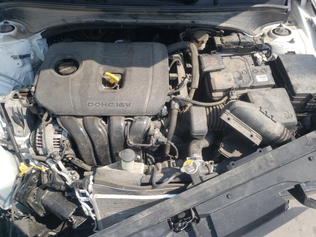 Photo 6 VIN: 3KPF54ADXKE034722 - KIA FORTE EX 