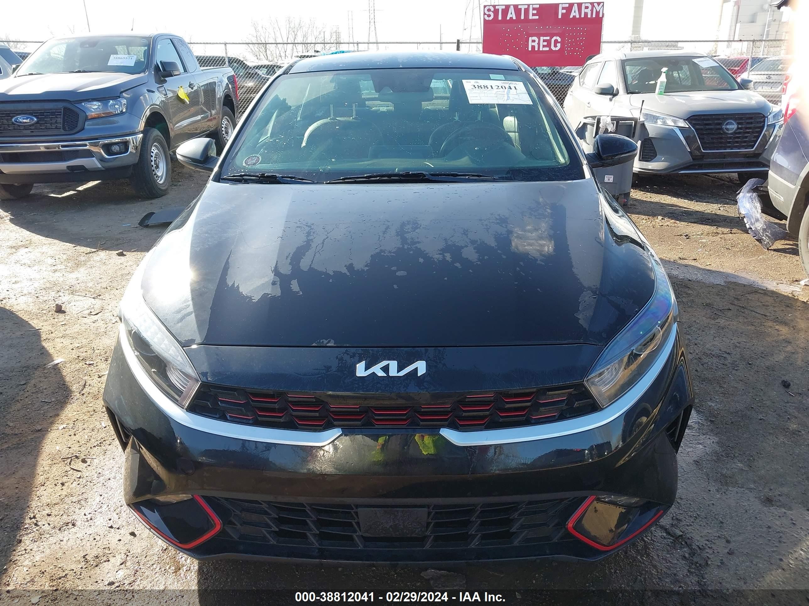 Photo 12 VIN: 3KPF54ADXNE448779 - KIA FORTE 